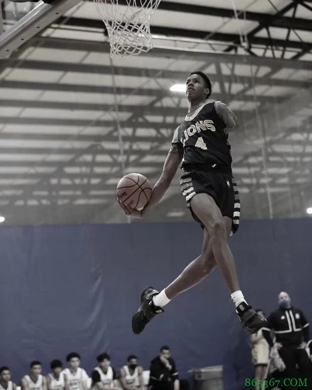 意志与坚持!“独臂杜兰特”和他的NBA之梦