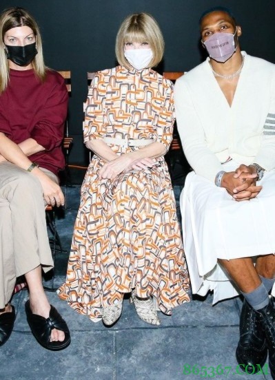 威少社媒晒照：随便来点WHYNOT主题的照片