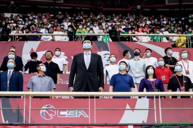 周琦决裂CBA背后:600万顶薪为什么留不下头牌球员?