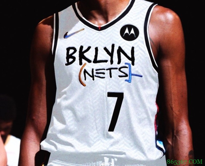 你打几分？美媒曝光两件篮网新赛季球衣