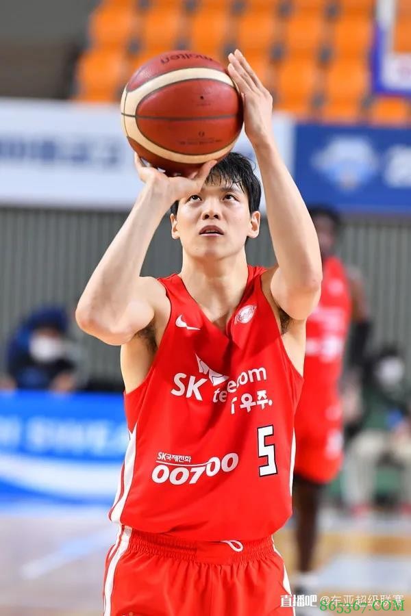 经鉴定！韩国篮球总统的儿子，外强中干