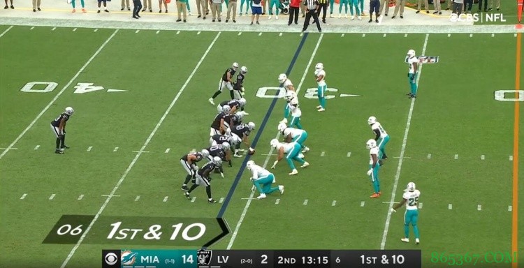 NFL比赛日！主场迎战海豚 突袭者进攻时喊“詹姆斯-哈登”