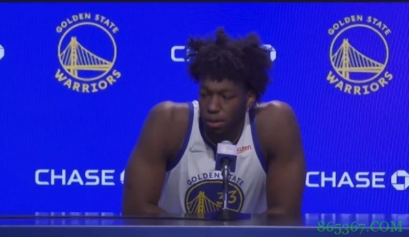 怀斯曼：我跟克莱关系很好 他教了我冲浪&我充当了他的水手