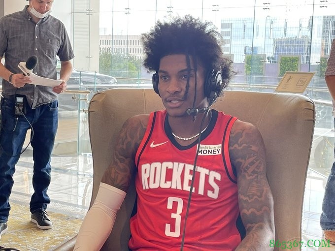 凯文-波特:休赛期哈登欧文都给了建议 沃尔和奥古斯汀也指导了我