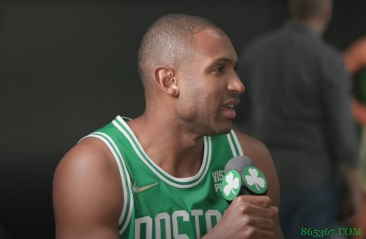 霍福德:我告诉雷霆想回绿军 不后悔76人经历 那让我变得更好