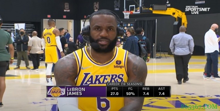 詹姆斯：我知道戴维斯整个夏天都在训练 期待看到一个愤怒的他