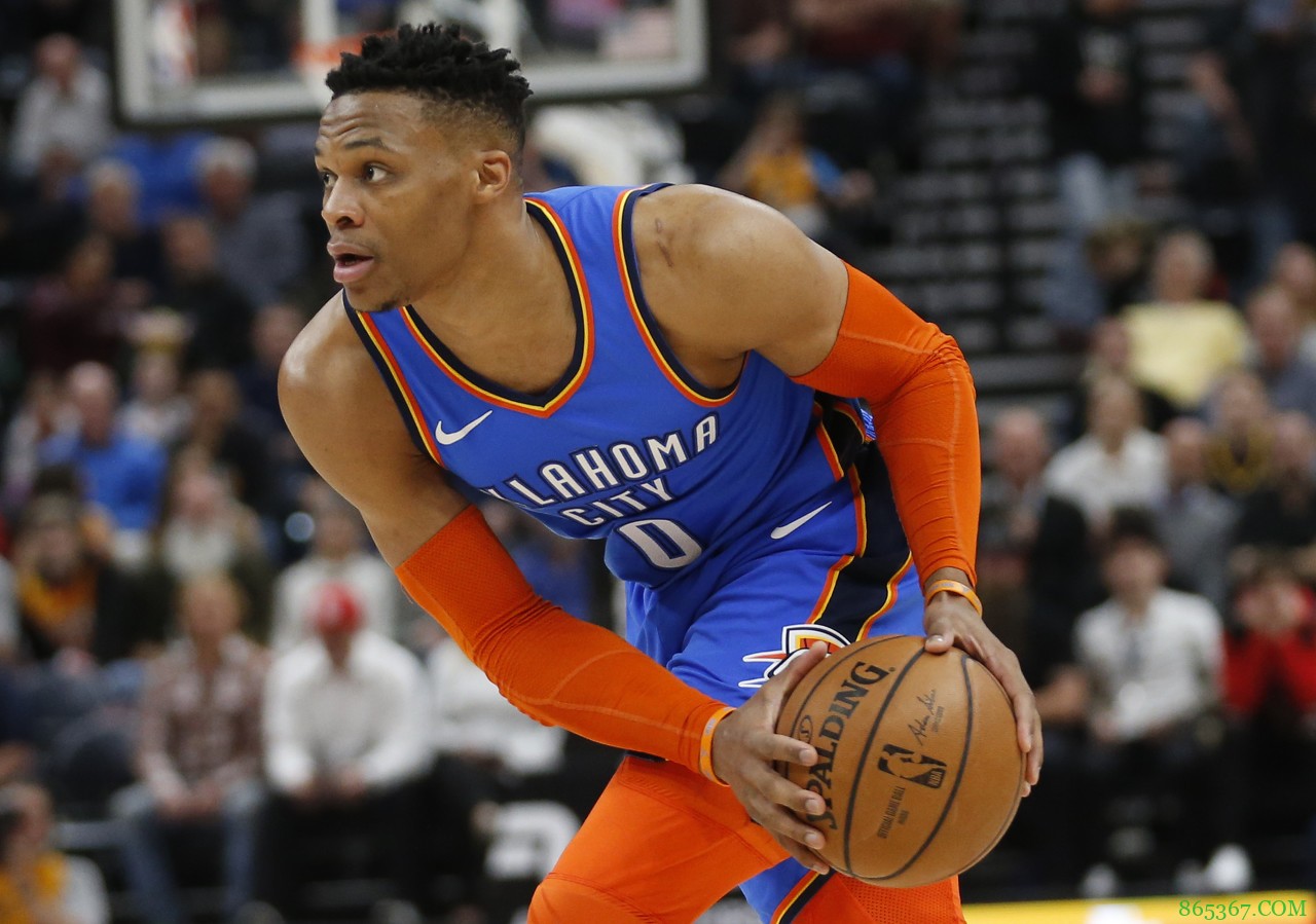 NBA官网评2010年代重大时刻——詹姆斯与勇士交相辉映