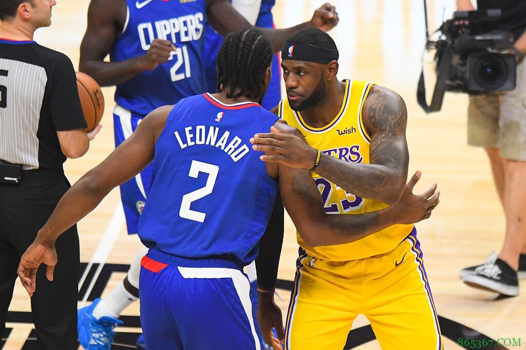 2K传球洞察力排名:詹姆斯小卡并列第1 库里第31 哈登第45