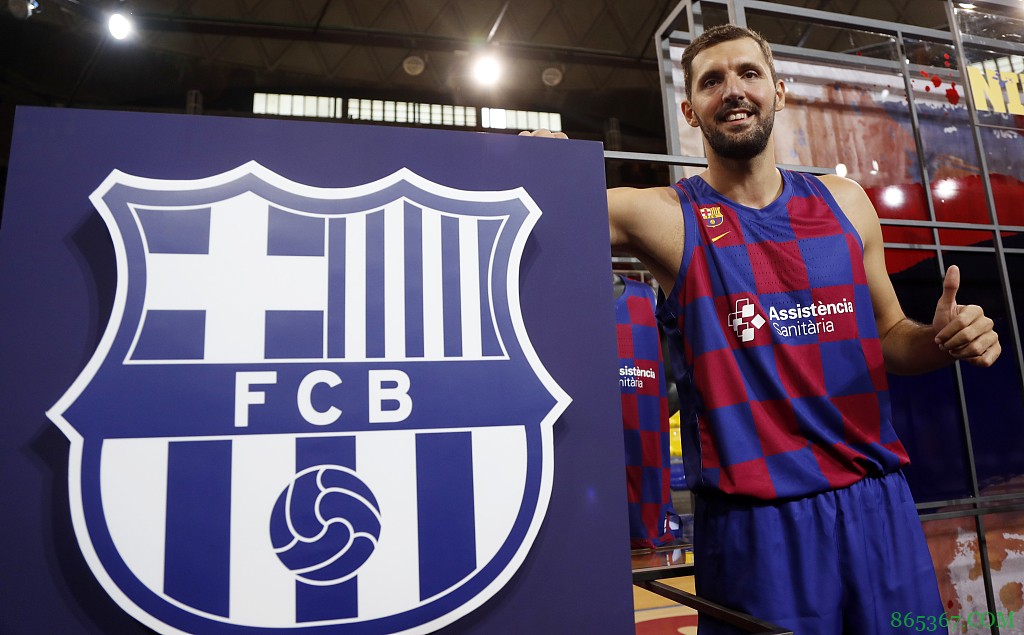 欧洲记者:巴萨试图让米罗蒂奇第三次降薪 后者或选择离队