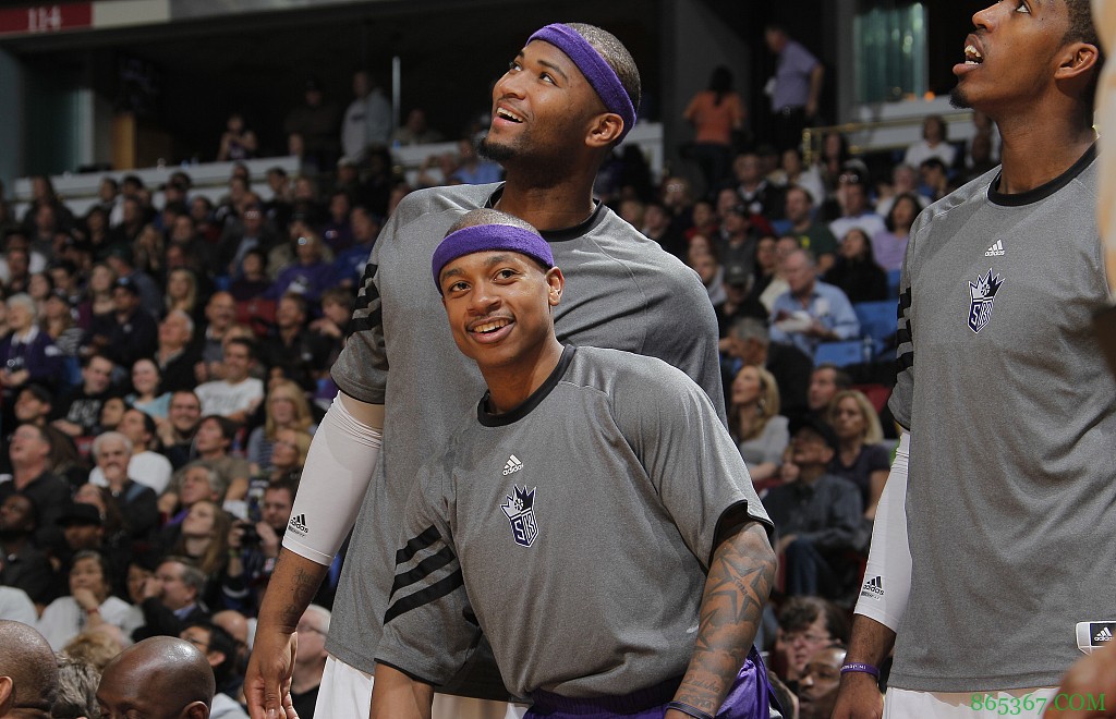 小托马斯转文:自己担任替补得分手能成最佳第六人