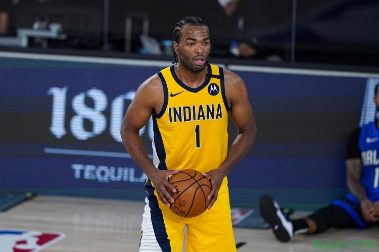 卡莱尔：没有TJ-沃伦回归的时间表 他现在每天和球队在一起