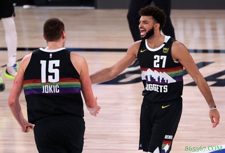 去年今日：掘金抢七胜爵士完成1-3大逆转 约基奇砍30分14板