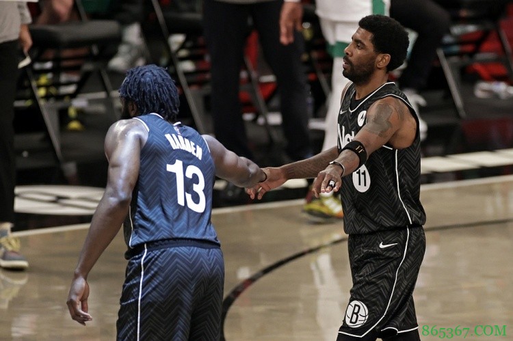 纳什：我对哈登欧文的提前续约持非常乐观态度