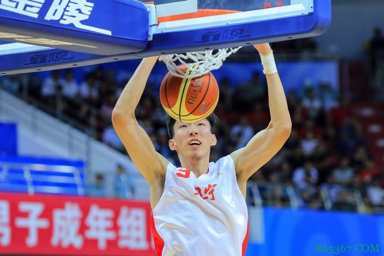 辽媒：周琦续约纠纷不因其“一走了之”而终结 CBA应更加规范