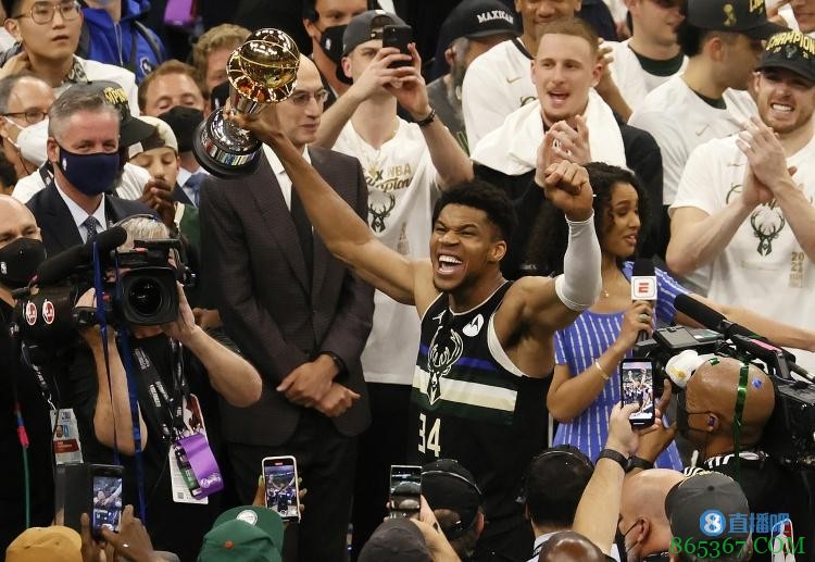 雄鹿老板谈新季东部竞争：热火很硬 篮网若健康会走得相当远