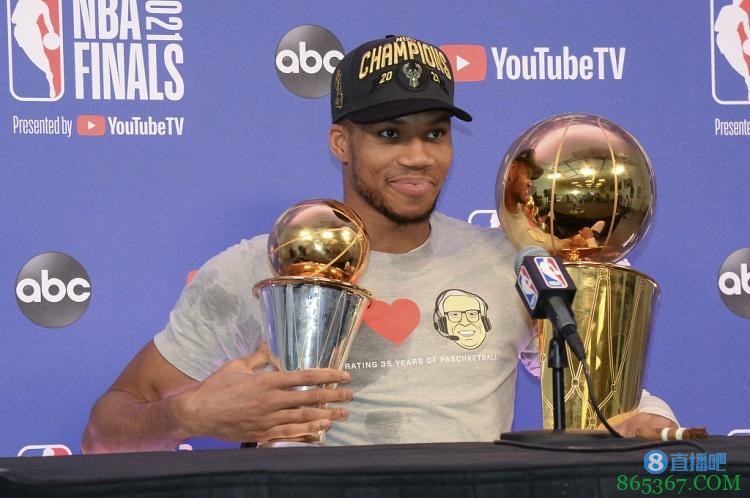 Stein排当前球队实力榜：湖人雄鹿领跑各自分区