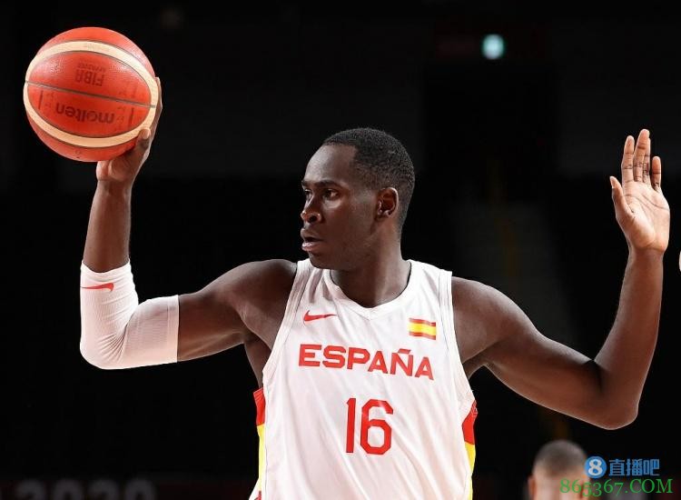 加鲁巴:我可以在小球阵容中去打4号位或者5号位