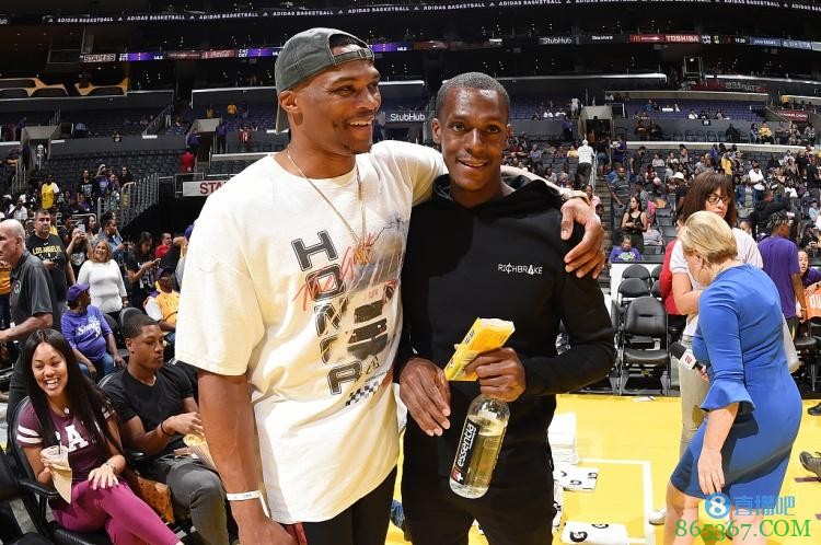 隆多谈与威少过往纠纷：为了球队的更高利益 把这些事都留在过去