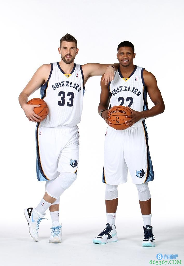 网友称灰熊也应退役盖伊的球衣 盖伊转发：希望如此