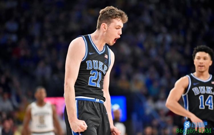 名记:火箭裁掉前锋马修-赫特 空出一个双向合同名额