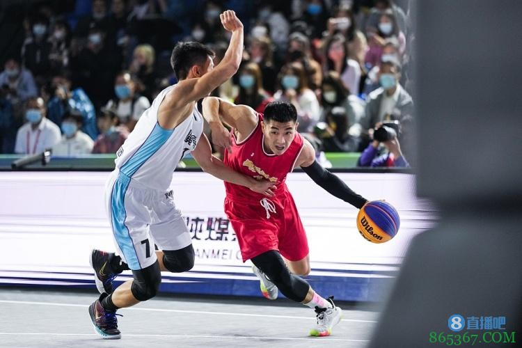 全运会三人男篮决赛 奥运联合队21-12击败广东队夺金