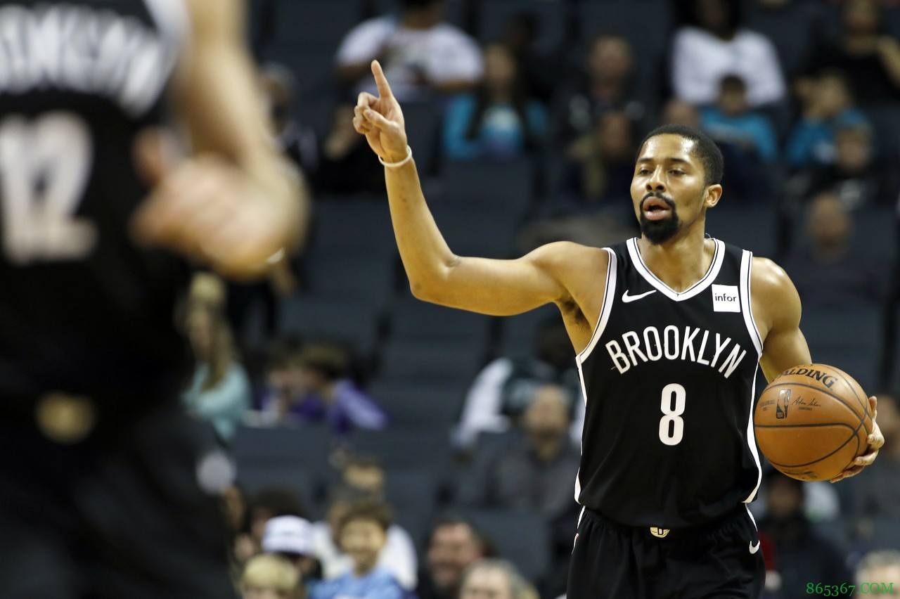 丁威迪回应库里虚拟货币问题:真想弄到时候记得告诉我