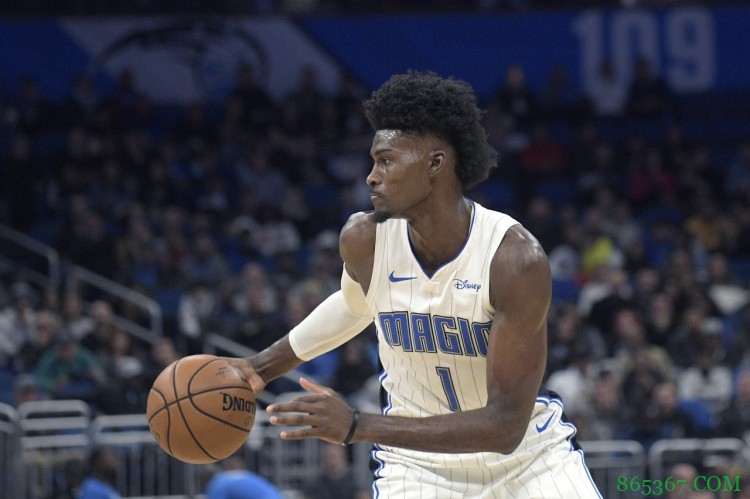 能否在揭幕战复出?艾萨克:我们到时候会知道的