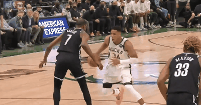 篮网VS雄鹿揭幕战：雄鹿气质蜕变了？篮网麻烦大了？