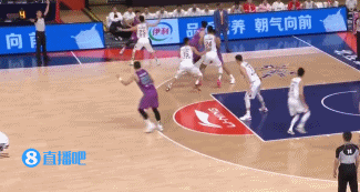 三分3中3！丁彦雨航登场半节比赛已经砍下11分！
