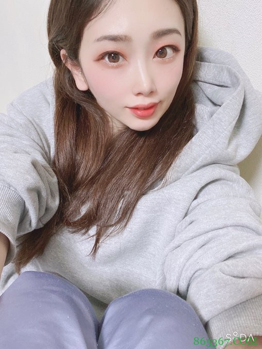 小松杏JUL-648 人妻不知腹中孩子父亲是谁