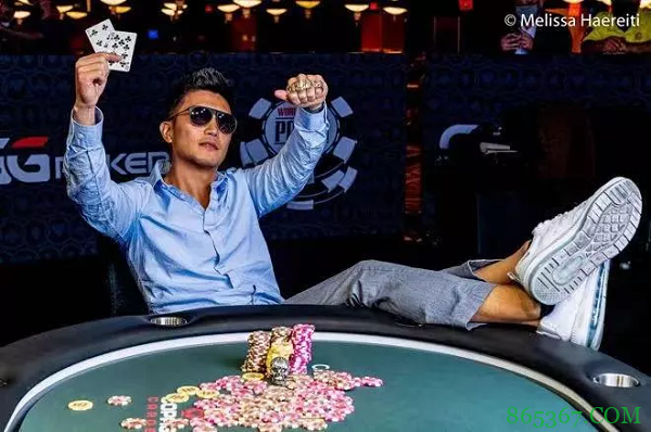 中国选手Carlos Chang斩获个人首条WSOP金手链！