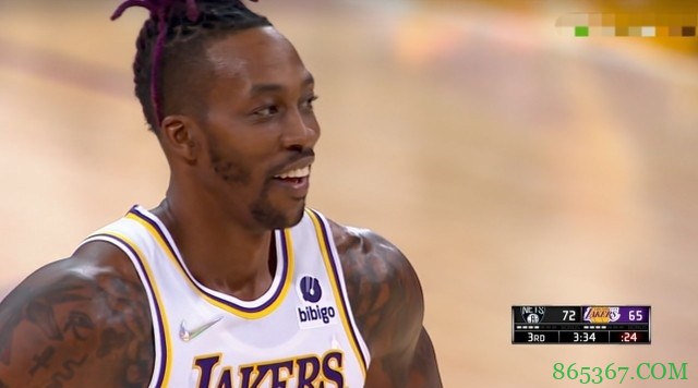 “效率”极高！霍华德出场不到13分钟6犯离场