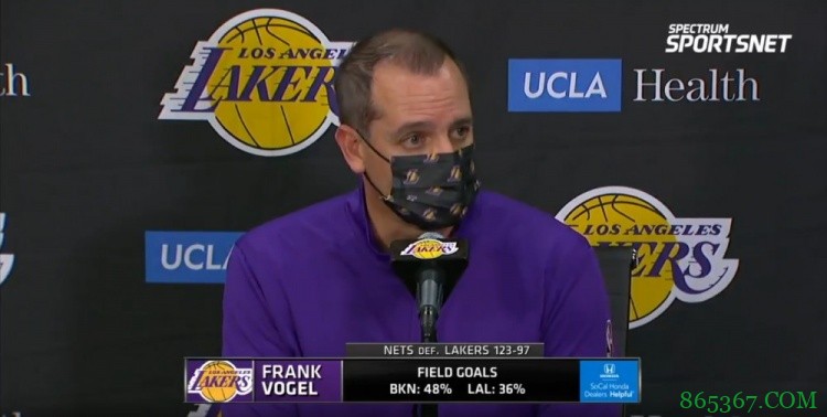 沃格尔谈戴维斯:很高兴看到他重返赛场 他的状态看起来不错