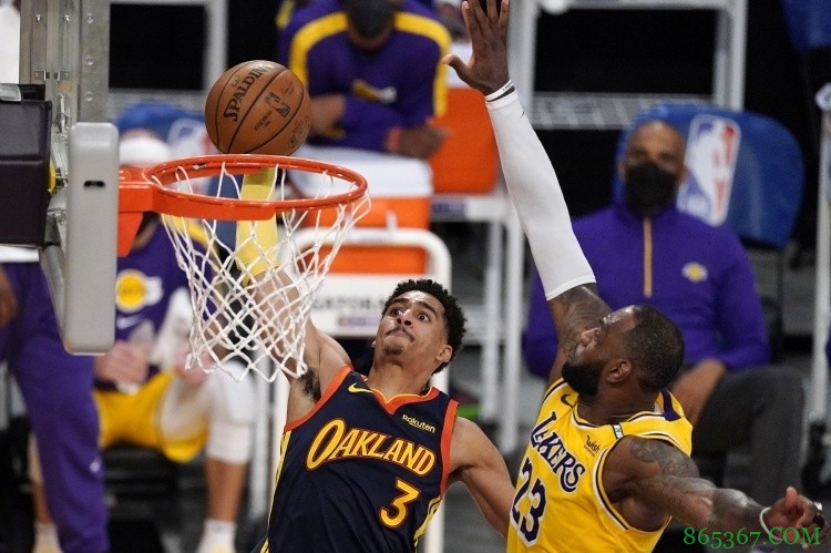 普尔:詹姆斯是我家乡最受喜爱的球员 如果有机会还要试图隔扣他