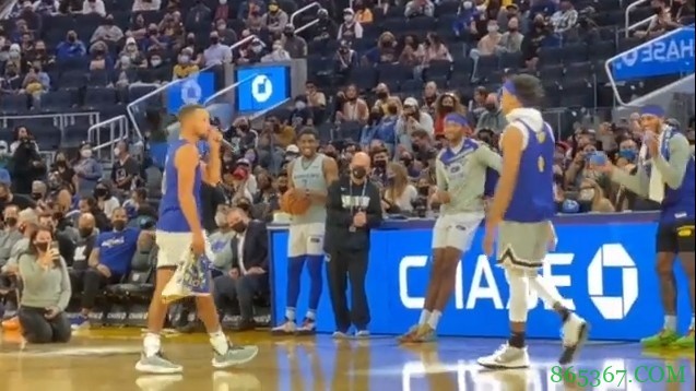 帕金斯有点尴尬!MC库里介绍14号秀:欢迎魔笛穆西摩穆摩西-穆迪