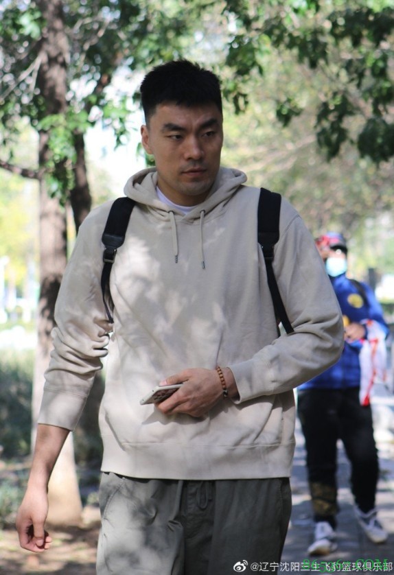 新赛季启程！辽宁本钢队今日兵发诸暨