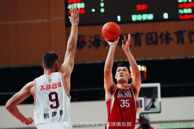 大哥回来了！广东季前赛对阵山西 易建联首发出场迎复出！