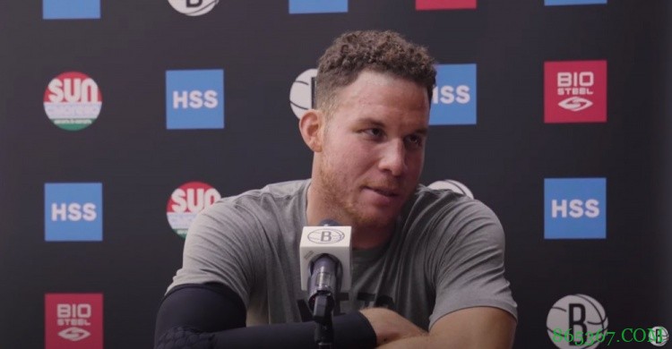 格里芬:恩比德是联盟最强中锋之一 我们的优势是内线的深度