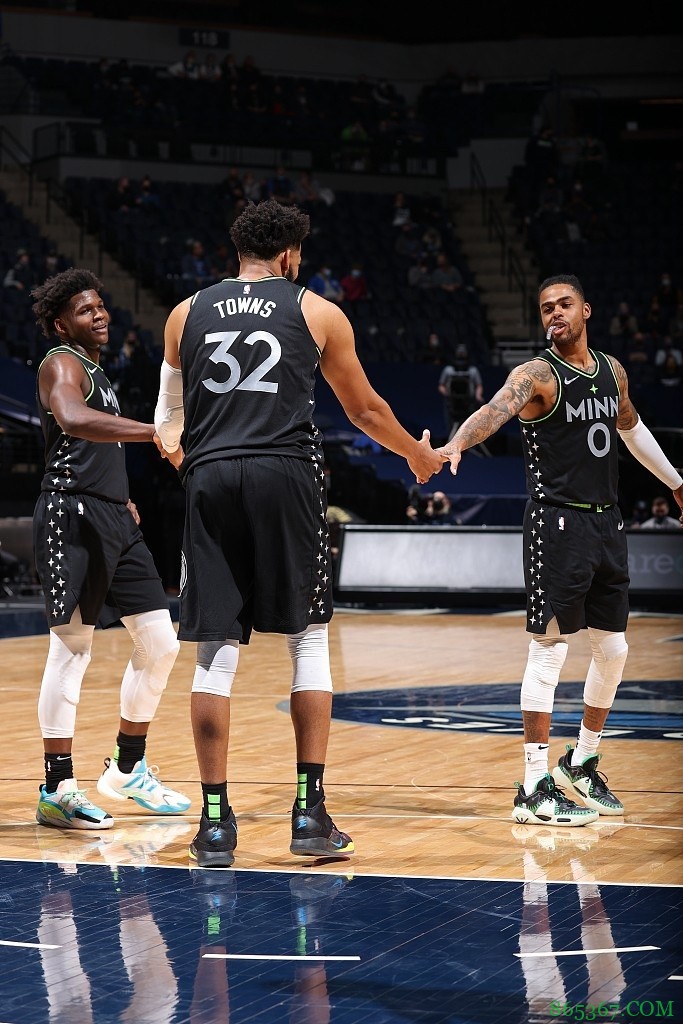 未来可期！森林狼三少三节合砍53+19+15