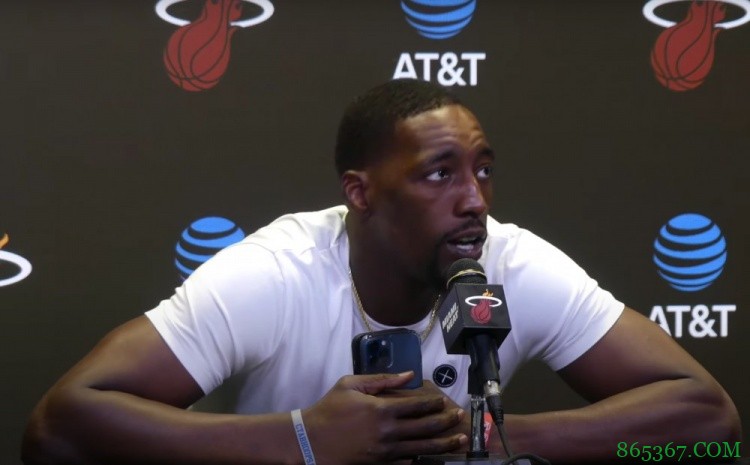 阿德巴约调侃：洛瑞抢走了我的所有助攻 我尽量不生气