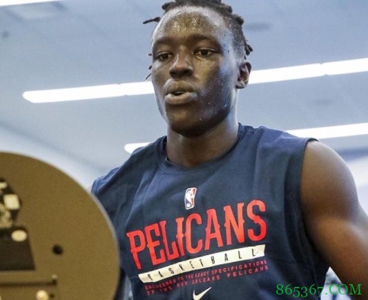 美记：鹈鹕已裁掉班克斯、马尔科姆-希尔和加布里埃尔