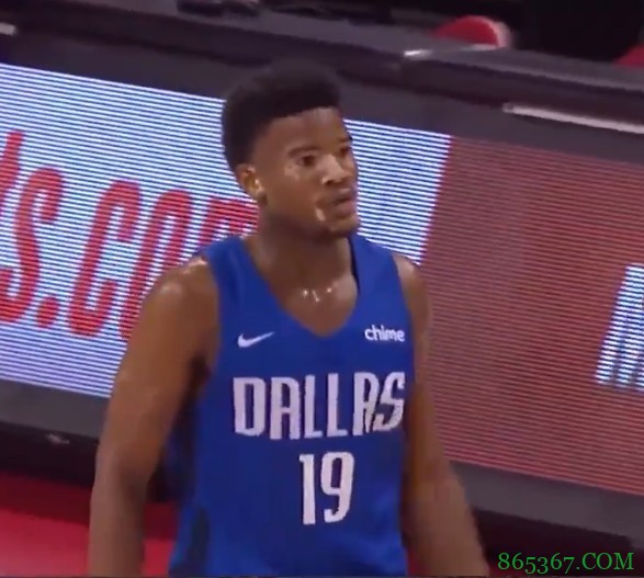 队记：奇才将与德文泰-舒勒签下一份无保障的训练营合同