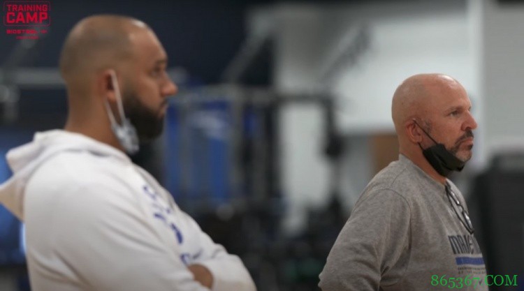 基德:杜德利摸不到篮板上沿 但他的球商被大大低估了