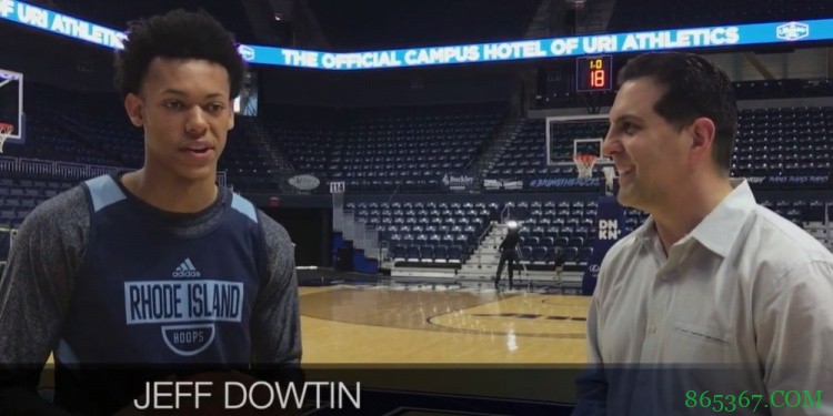 随队记者:勇士将与得分后卫杰夫-道丁签下一份双向合同