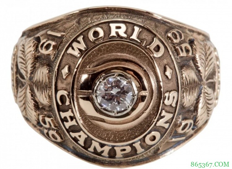 “雄鹿顶个球!”——一文看NBA总冠军戒指进化史