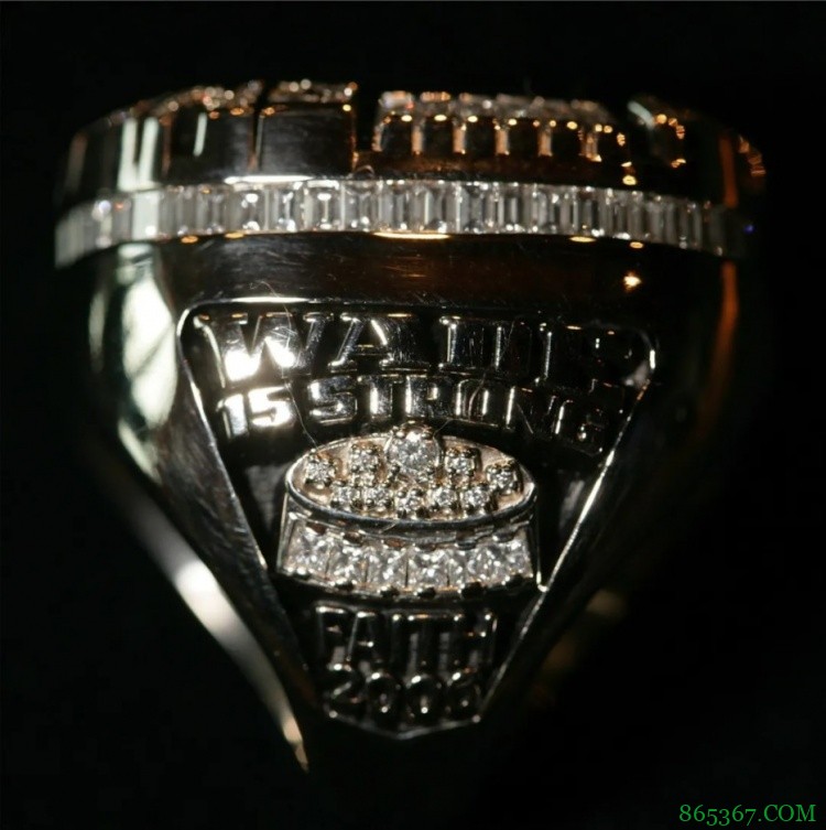 “雄鹿顶个球!”——一文看NBA总冠军戒指进化史