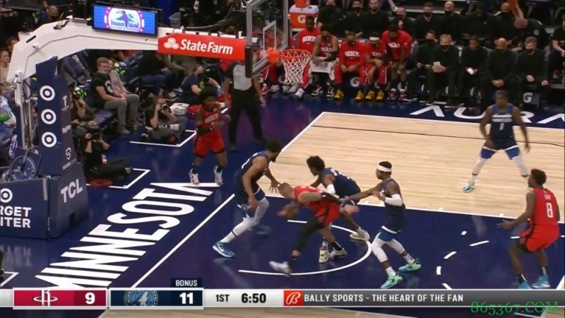 ?唐斯30+10 爱德华兹29+6 格林首秀9分 森林狼大胜火箭