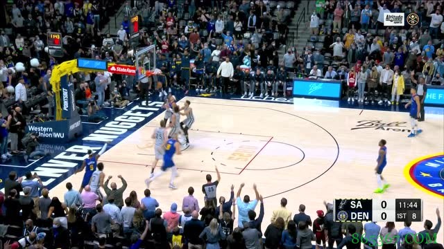 ?约基奇19中14砍32+16+7 凯尔登27分 掘金力克马刺