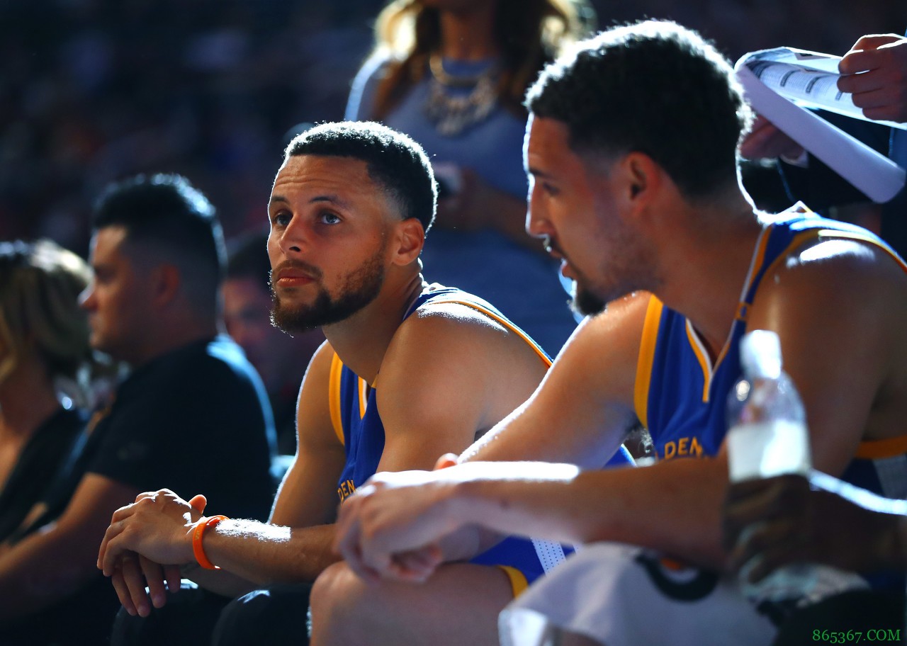 总经理调查之联盟最强无球手:库里第一 克莱第三