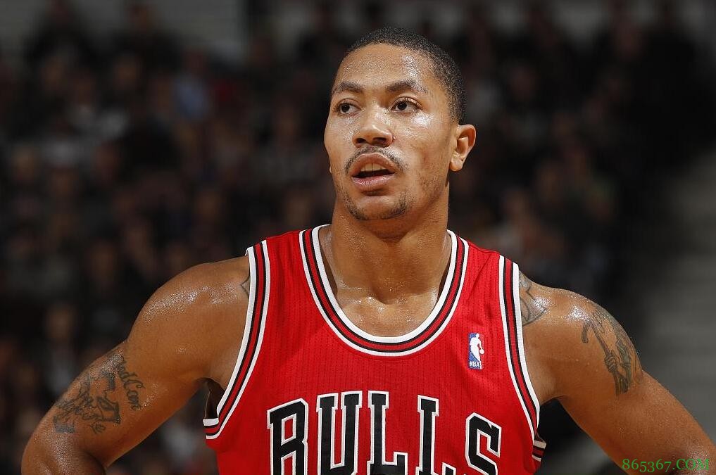 数据专家罗列未入选75大的2MVP和7FMVP：罗斯、帕克在列